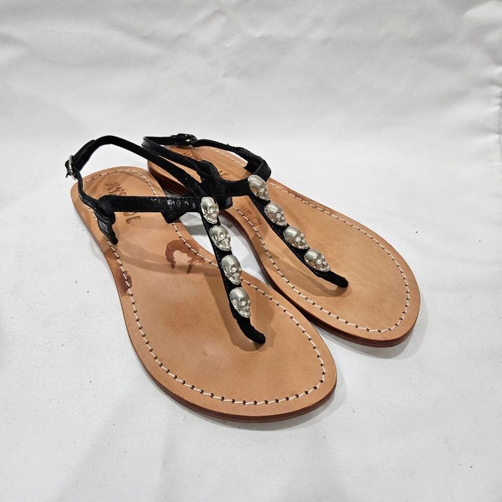 Mystique Skull Sandals Womens 8 Black Leather T-Strap Thong Silver Skulls